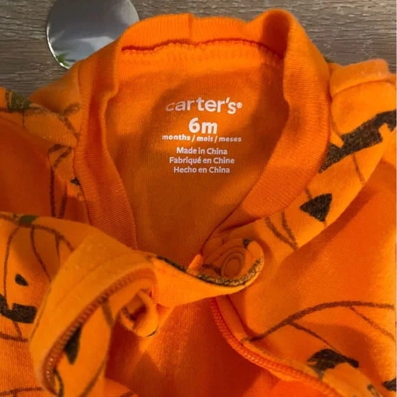 Pumpkin Footed Onesie Pajamas - Carters - 6 months - Picture 2 of 4